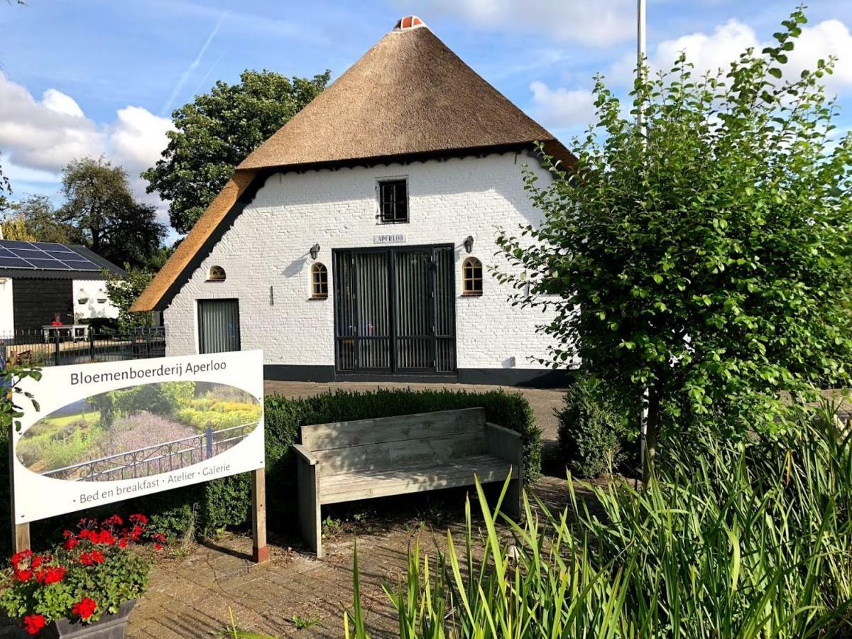 Bed and Breakfast Bloemenboerderij Aperloo Exterior foto